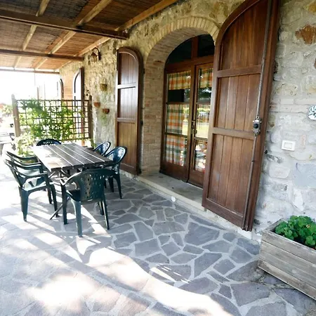 Olivo - Le Selvole Apartment Pomarance